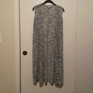 LuLaRoe Joy: Heathered Light Grey and Black (XS)